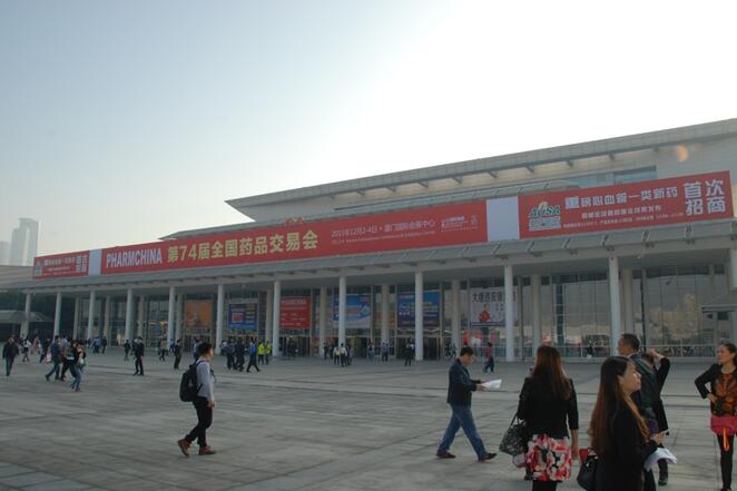 沃頓液壓扳手應(yīng)用于叢林鋁材現(xiàn)場(chǎng)情景