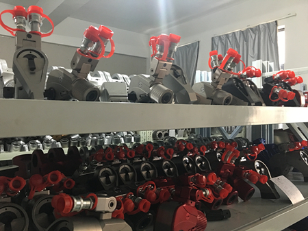 驅動液壓扳手和中空液壓扳手區別，有哪些？