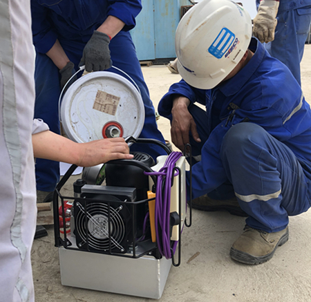 大型液壓扳手使用的液壓油，加這種液壓油讓設備壽命更長！